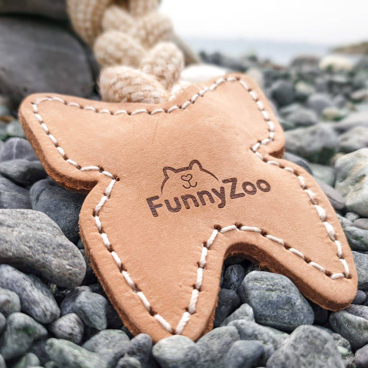 Gioco naturale per cani di cuoio e corda di cotone e juta